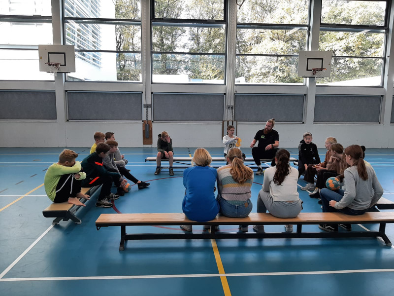 Bezoek leerlingen + leerkrachten groep 8 van de KAS